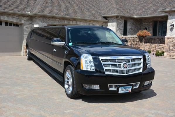 20 pax Cadillac Escalade Stretch SUV Limo