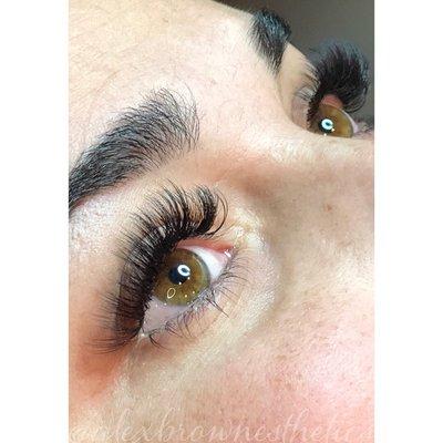 Full volume set of Xtreme Lashes eyelash extensions