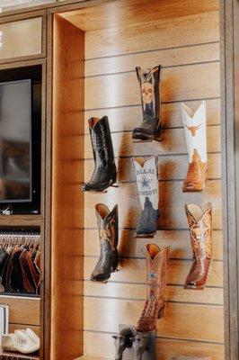 Lucchese Bootmaker