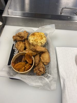 Fried Chicken platter w/ Mac&cheese