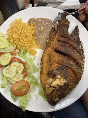 Pescado frito  Fry fish