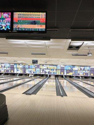 Website says "Galactic Bowling Wednesday 9:30-12:30" it's 1203‍