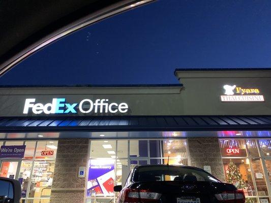 FedEx Office Print & Ship Center