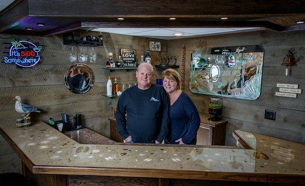 Owners Mike & Jackie Szyndler - at the 'Sandbar'