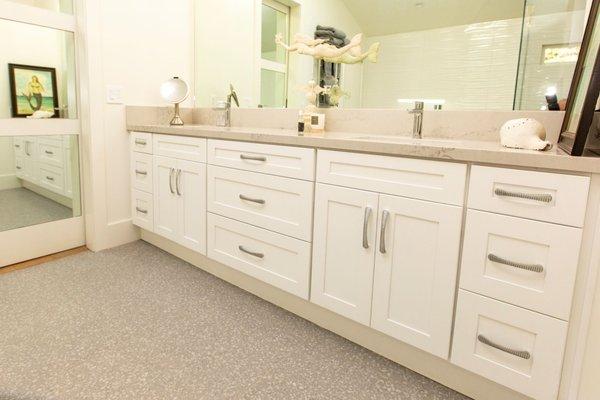 Emerald Bay White Shaker Bathroom