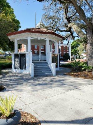 March 2021: The 1909 historical courthouse remains closed due to Covid concerns