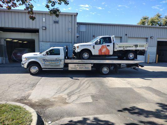 Warrensburg Auto & Truck Towing