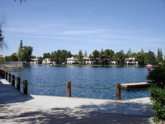 Located in the Beautiful Tempe Lakes neighborhood