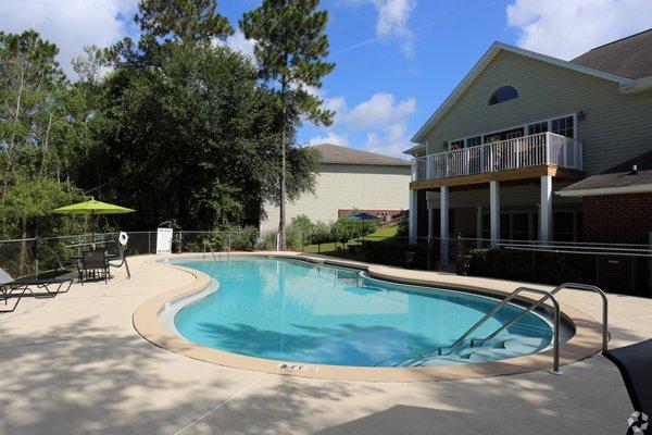 Riverwood Apartment Homes | Crestview, FL