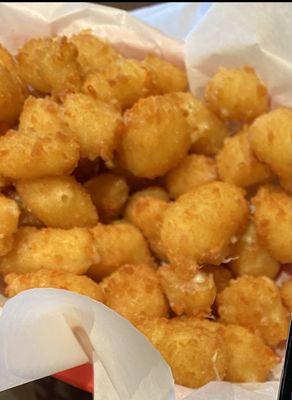 The best cheesecurds around!