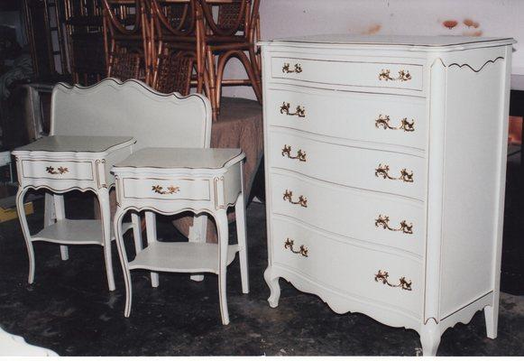 White Lacquer Bedroom set