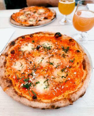 Margherita pizza