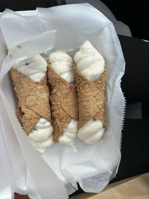 Cannolis