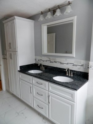 Double vanity - bath remodel