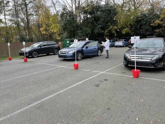 The parking lot is the waiting room now, and they know how to do it!