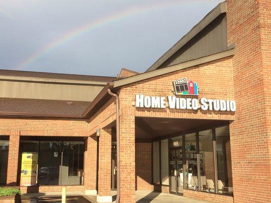 Storefront of Home Video Studio - Florence We preserve your family memories!