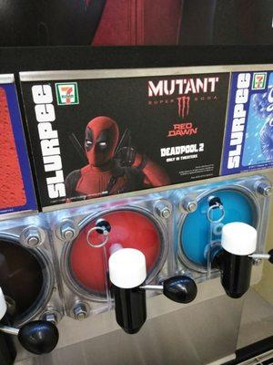 Deadpool 2 MONSTER Mutant Red Dawn Slurpee