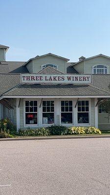 Three Lakes Winery