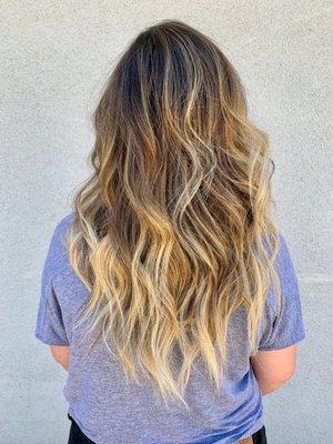 Ombre/Balayage look.