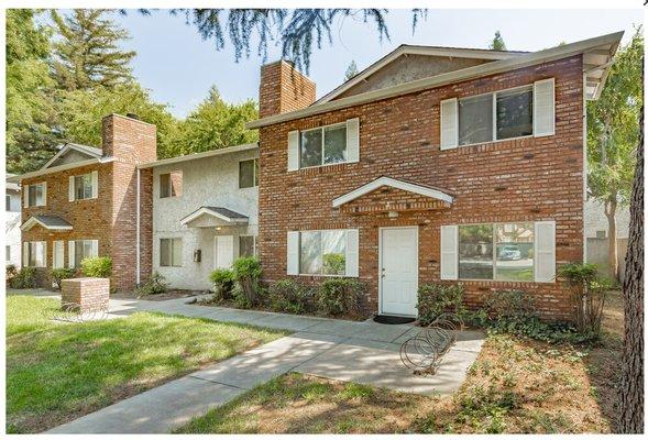 Beautiful townhomes!