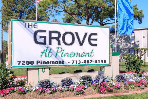 The Grove at Pinemont Street Sign