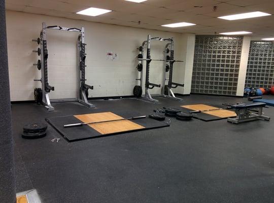 Lifting platforms, complete with chalk.