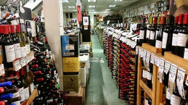 Putnam Wine & Liquors