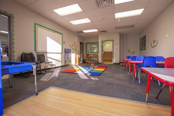 Jungle-Themed Room - utilized a bridge between the early and older learners.