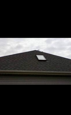 Skylight i flashed roof I shingle