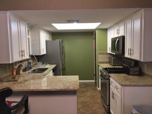 New kitchen! Kitchen tuneup just did the cabinets and drawers