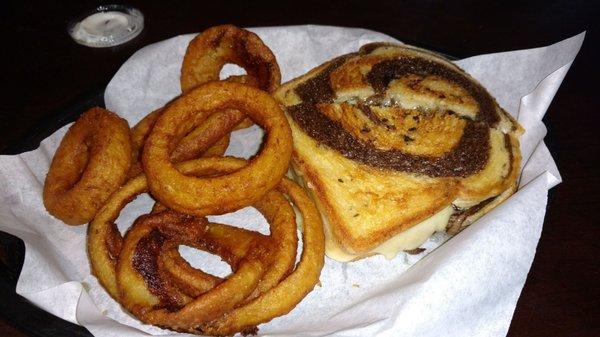 Patty melt w/ onion rings.. delicious