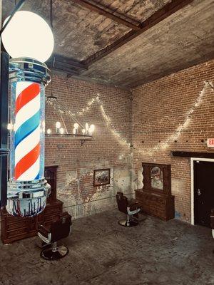 Lucky's Barber Shop