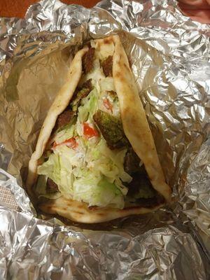 Falafel gyro