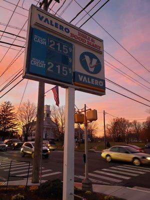 Valero Food Mart & Deli