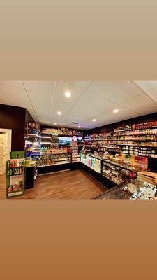 Amazing layout. They have all the flavors. Brands. You need. When it comes to vapes. Glass etc