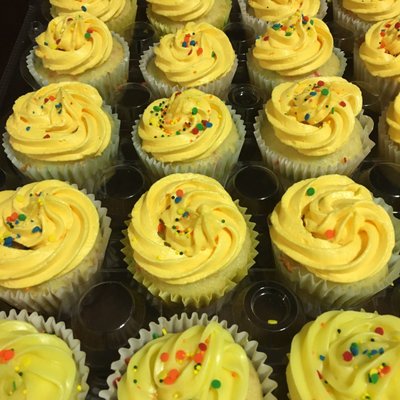 Lemon Buttercream cupcakes