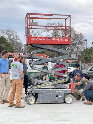 Safety Meeting: Certified Lift Training!