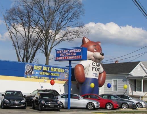 WE OFFER FREE CARFAX REPORTS ON ALL OF OUR CARS! WE'RE CONVENIENTLY LOCATED IN THE HEART OF JEFFERSONTOWN! 