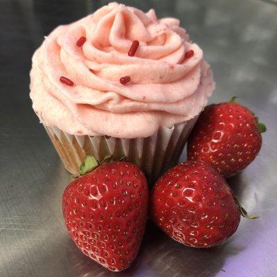 strawberry cupcake