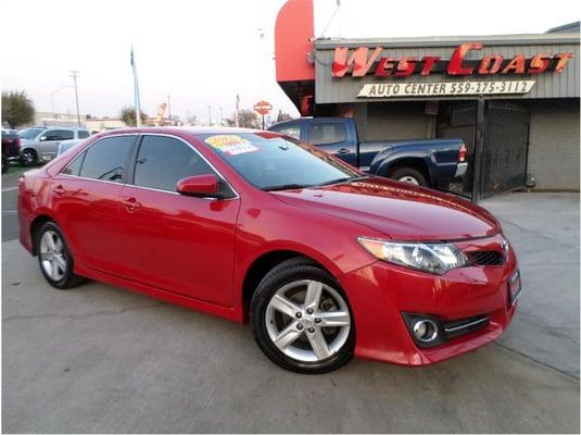 2012 Toyota Camry $13,995