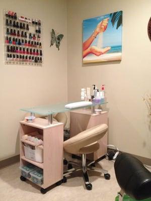 Manicure station