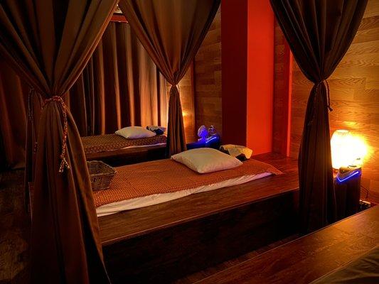 Clean air : we use a UV light air purifier in every massage room.