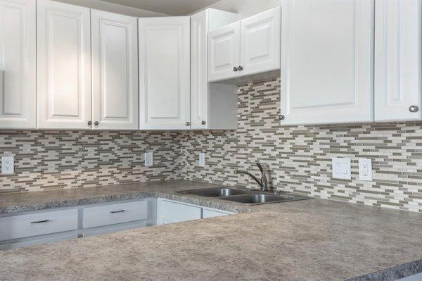 Beautiful Glass Mosaic Backslash