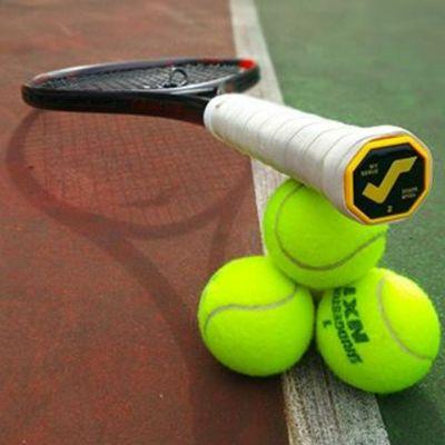 Come and demo the new tennis line of Snauwaert tennis rackets. Free gift if you  demo (thru Feb)