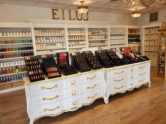 Eiluj A Beauty Lounge