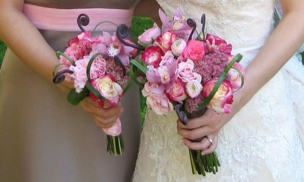 the bride and maid of honor's bouquet