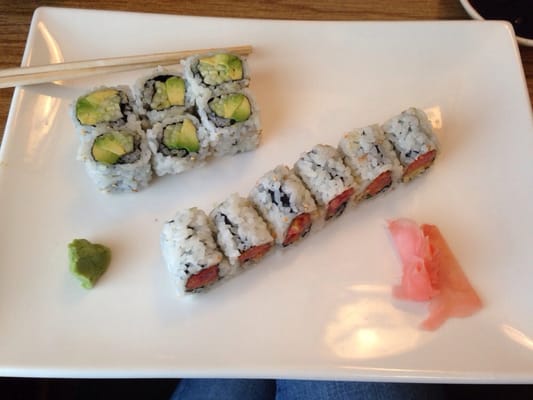 Crunchy spicy tuna roll & cucumber/avocado roll for lunch - noms!