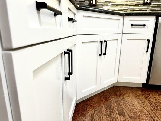 Cabinet refacing