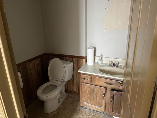 Bathroom before remodel.