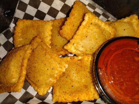 Toasted ravioli and pizza delivered for dinner!